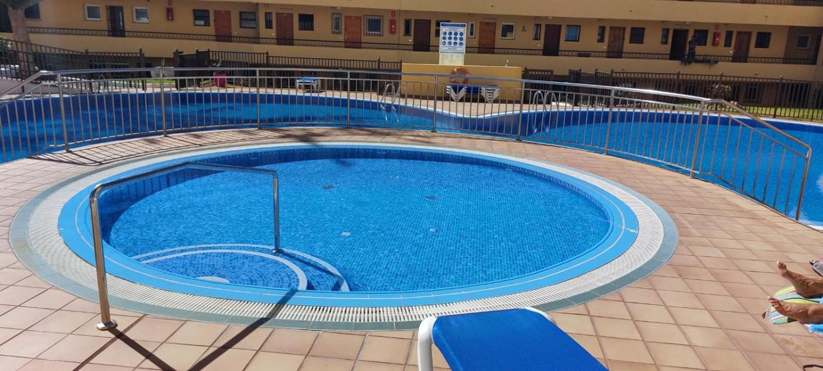 Firstline Apartment Los Cristianos Arona  Bagian luar foto