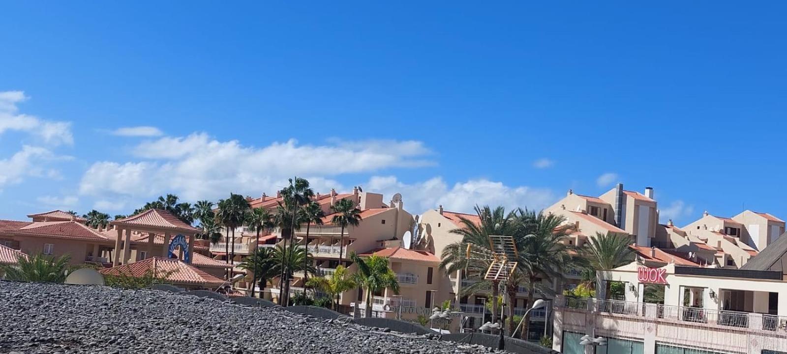 Firstline Apartment Los Cristianos Arona  Bagian luar foto